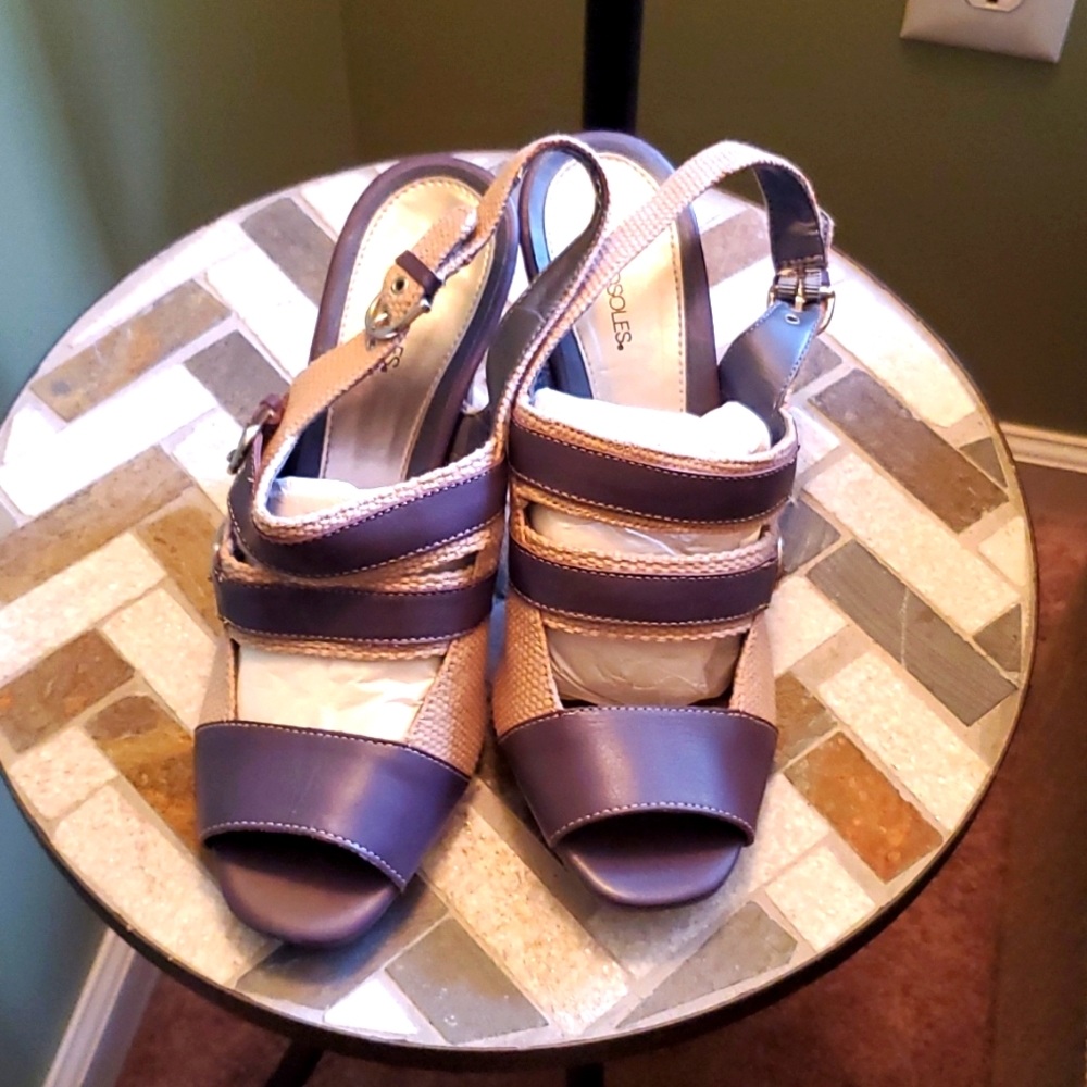 Aerosole sandals